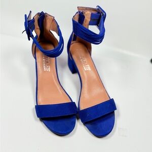 AEROSOLES Royal Blue Heeled Sandals